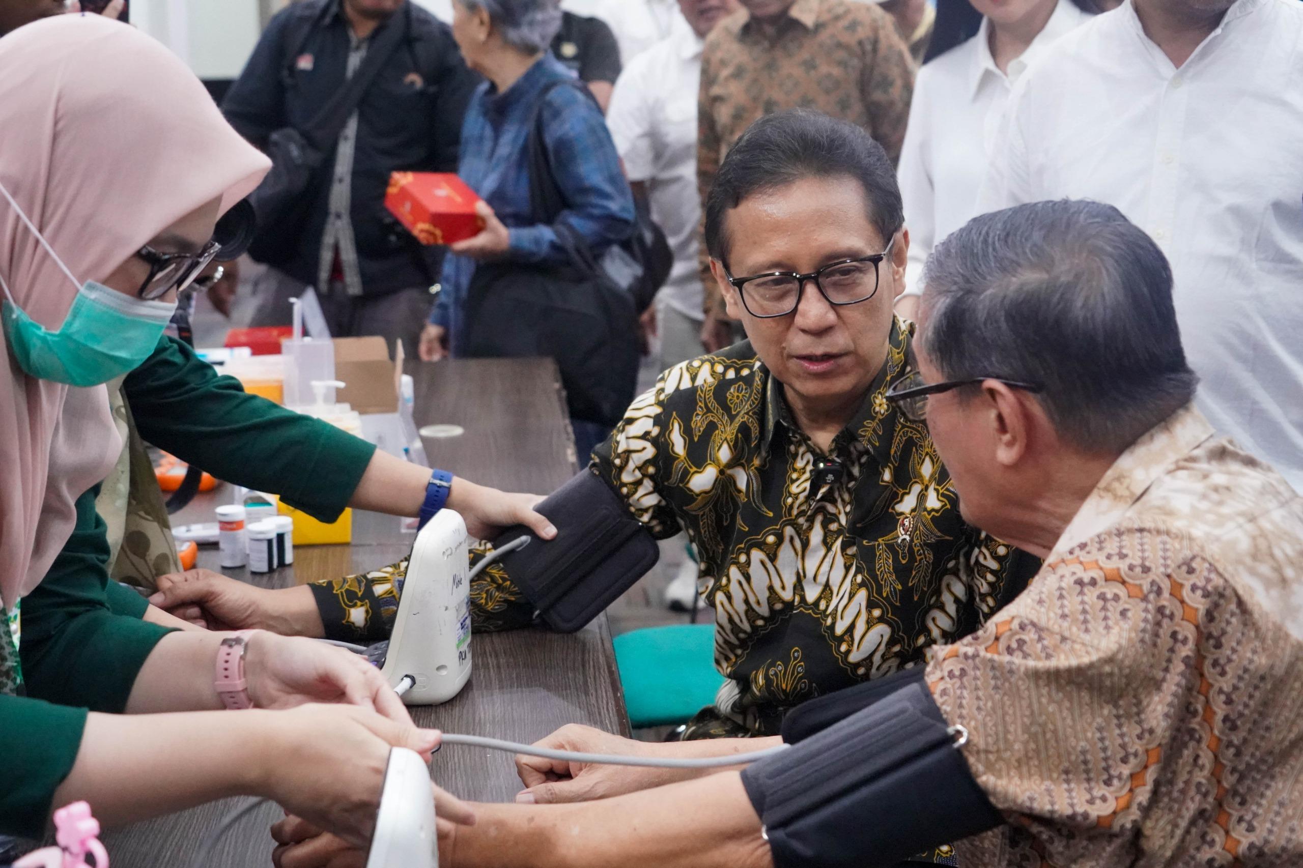 Kemenkes Gelar Cek Kesehatan Gratis bagi Wartawan Senior