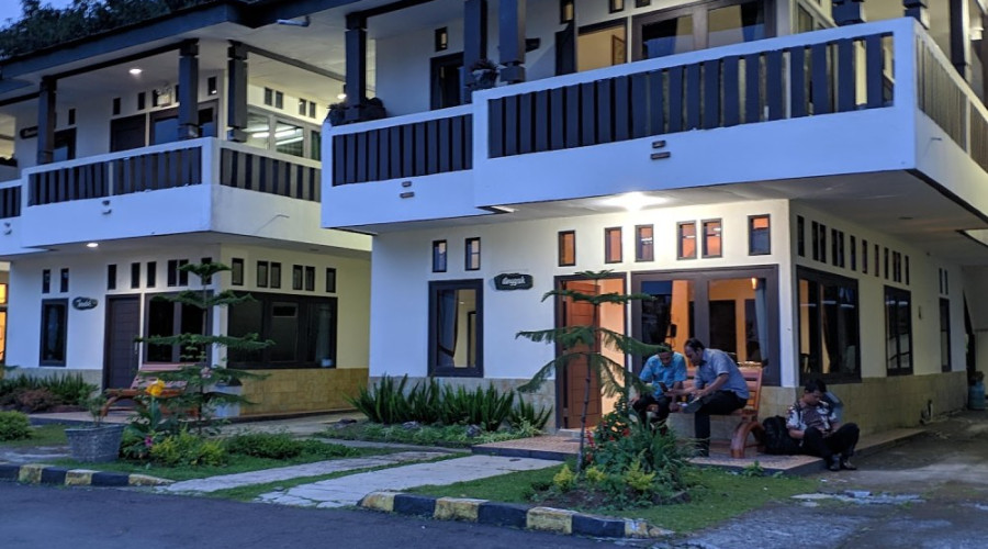 Ciloto Indah Permai, Hotel Resor di Jalur Puncak–Cianjur