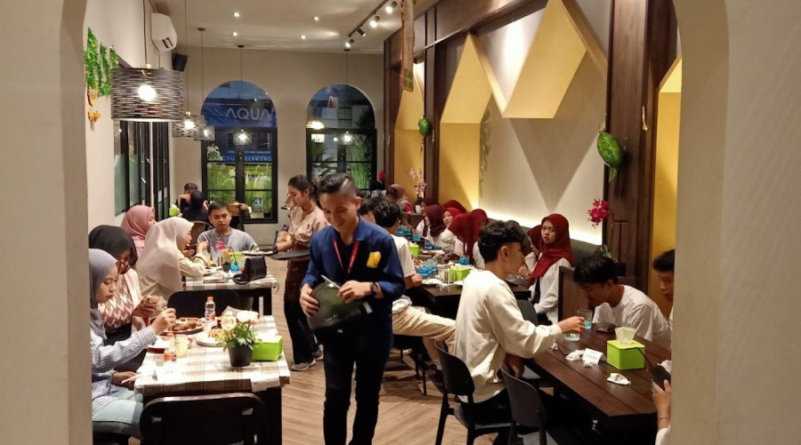 COREÉATERY by Cafedeh, Kafe di Solokpandan Cianjur