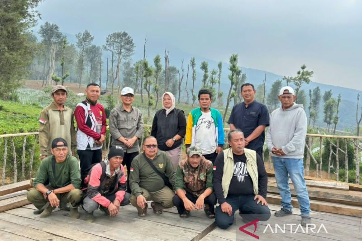 DPRD Jabar Dorong Desa Gekbrong Cianjur Jadi Desa Wisata