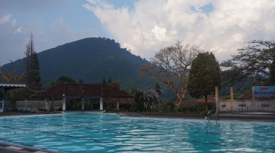 Green Hill Resort Kemuning, Pilihan Villa dan Gedung di Pacet Cianjur