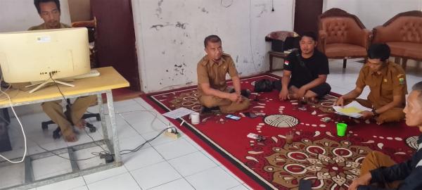 Tiga Tahun Sewa Rumah Warga, Desa Neglasari Menanti Kantor Permanen