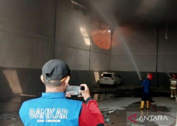 Dua Gudang Bahan Kimia di Cirebon Terbakar, Api Disertai Ledakan