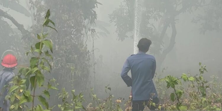 DLH Cirebon Perkuat Pencegahan Api di Sekitar TPAS Gunung Santri