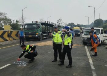 Tabrakan Beruntun di Cipularang KM 91 Libatkan 15 Kendaraan