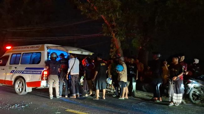 Truk Molen Diduga Tabrak Lari Dua Motor di Karangtengah, Satu Orang Tewas