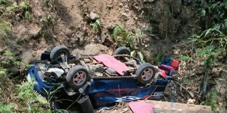 Minibus Pengantar Pengantin Jatuh ke Jurang di Takokak Cianjur