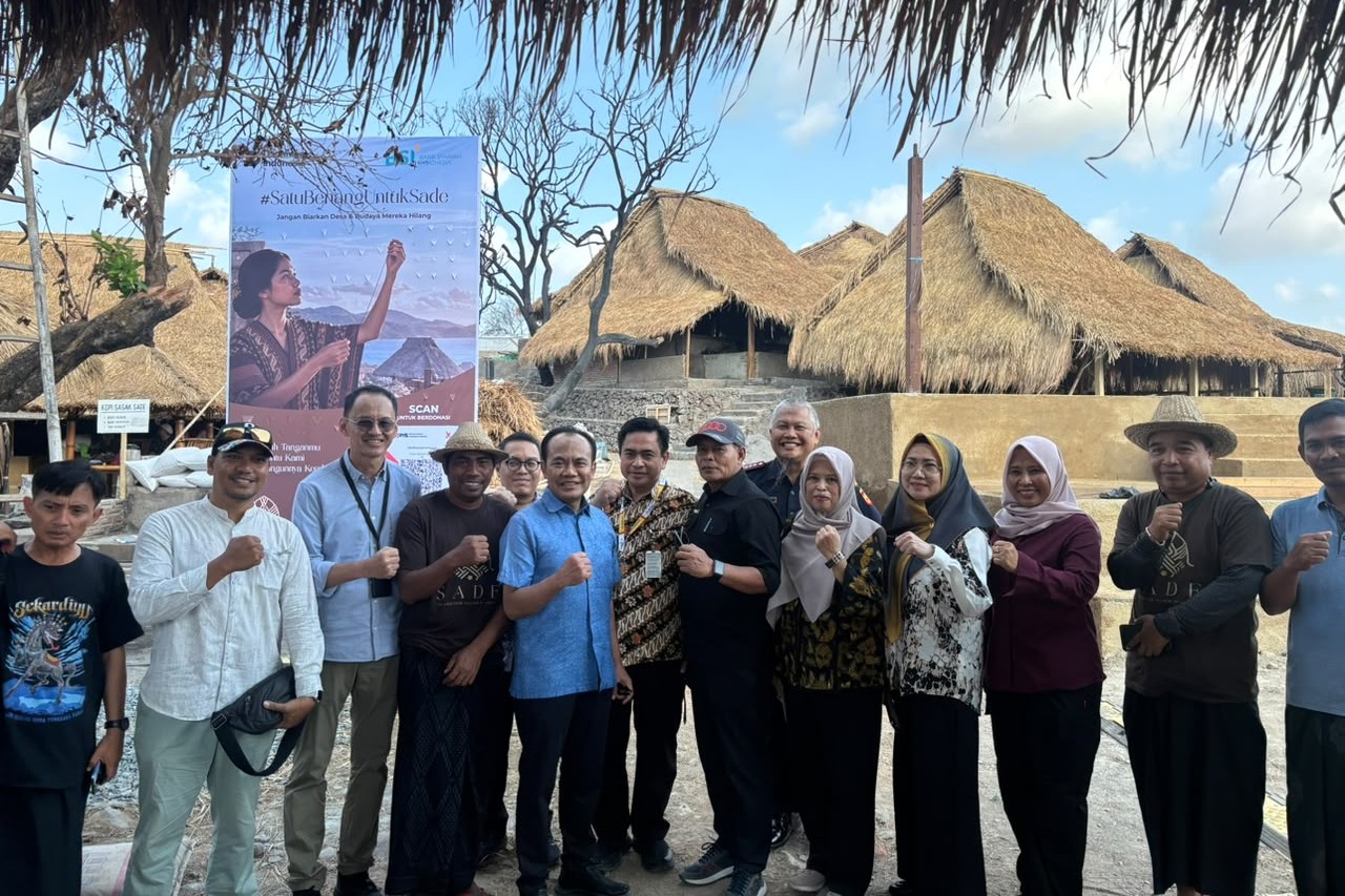 Pemulihan Desa Adat Sade Pascakebakaran, 40 Rumah Adat Sudah Beratap