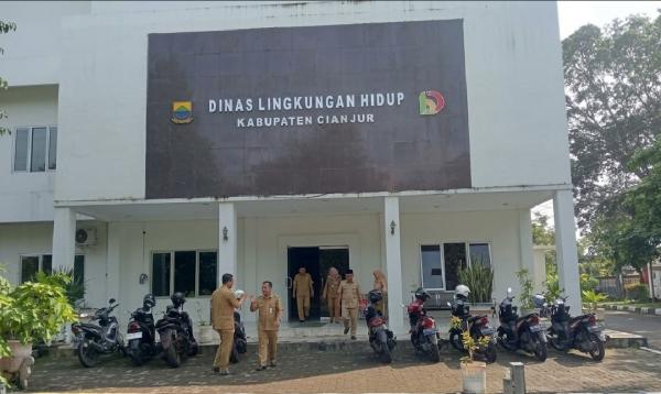 Pemkab Cianjur Siapkan Fasilitas Pengolahan Sampah di Karangtengah