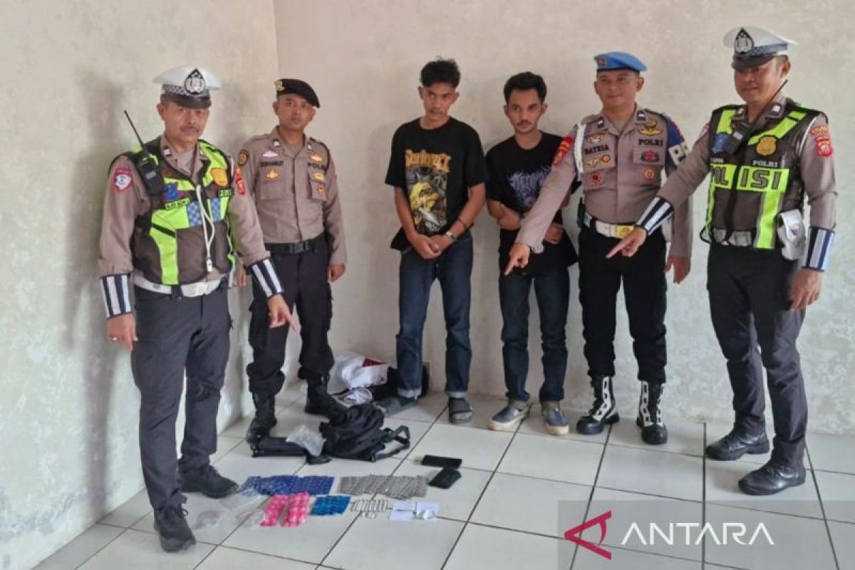 Polres Cianjur Gencarkan Razia, Dua Pemuda Bawa 700 Butir Obat Diamankan