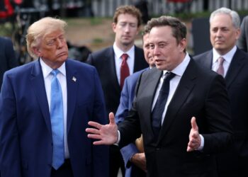 Trump Dorong Istilah “Super Intelligence”, Komitmen Keselamatan AI Dinilai Lemah