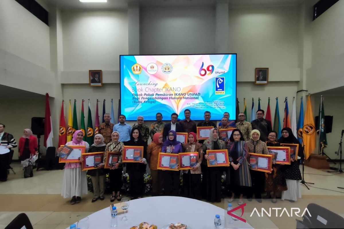 Buku FH Unpad Bahas Tantangan AI bagi Profesi Notaris